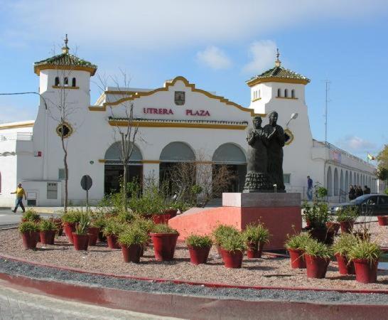 Pension Hidalgo 1 Utrera Buitenkant foto